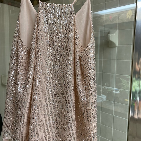 NEW LOFT SEQUIN CAMI TANK - Picture 4 of 9